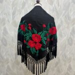 Mantoncillo Flavia (Negro con rojo)
