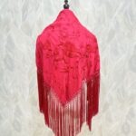 Mantoncillo Lucía bordado al tono (Rojo)