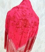Mantoncillo Lucía bordado al tono (Rojo) - Imagen 3